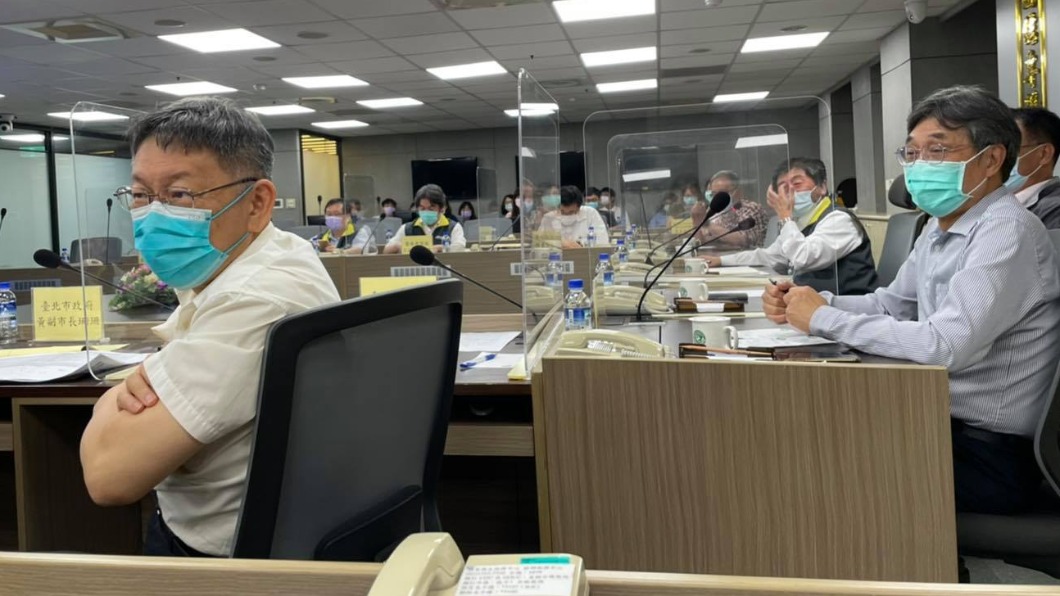 找陳時中「專業對專業」開會 柯:出房門還是政治對政治