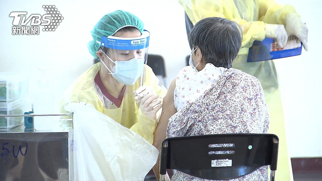 莫德納第二劑7/1開打 指揮中心:自費、公費皆可接種