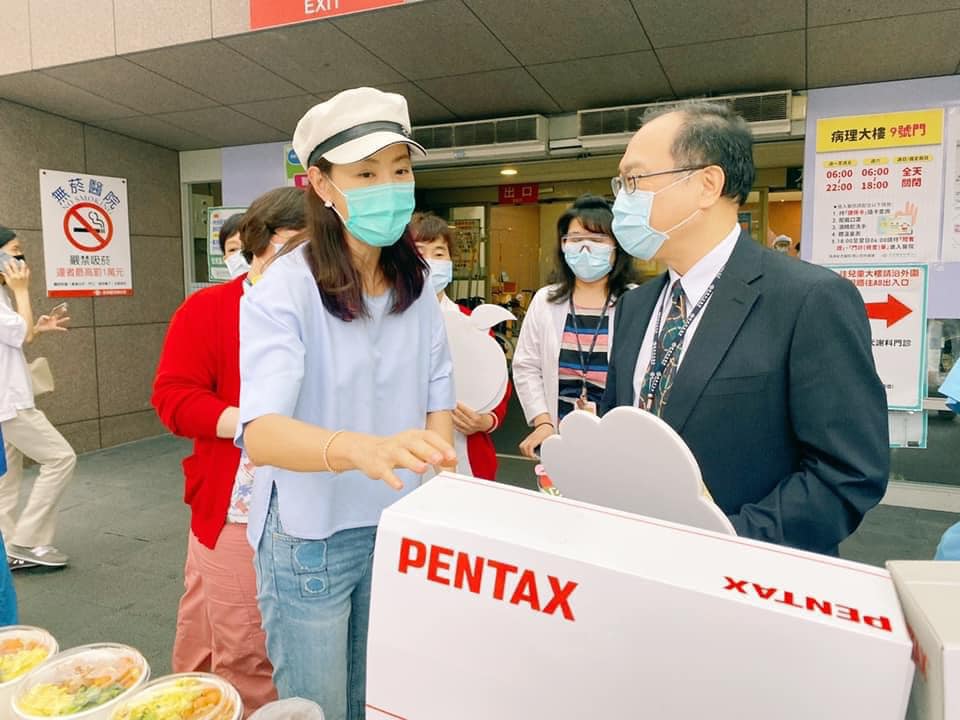 賈永婕被封「防疫女神」。(圖/翻攝自賈永婕臉書)