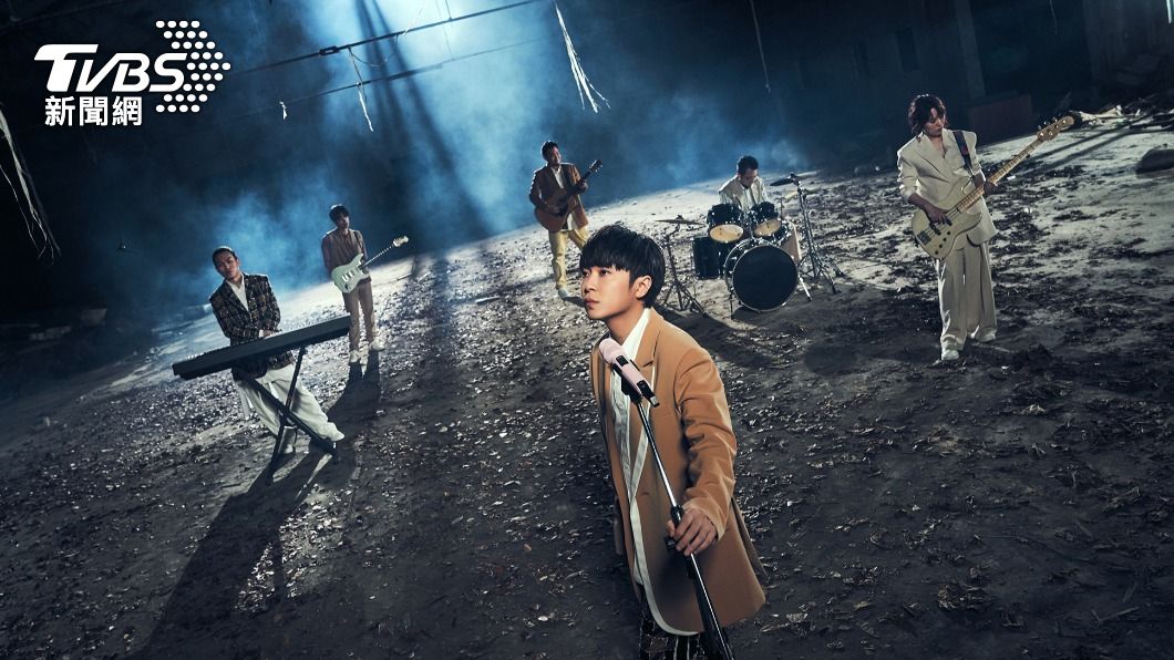 魚丁糸推出新曲時間,恰好與5年前休團同一天。(圖/環球提供)