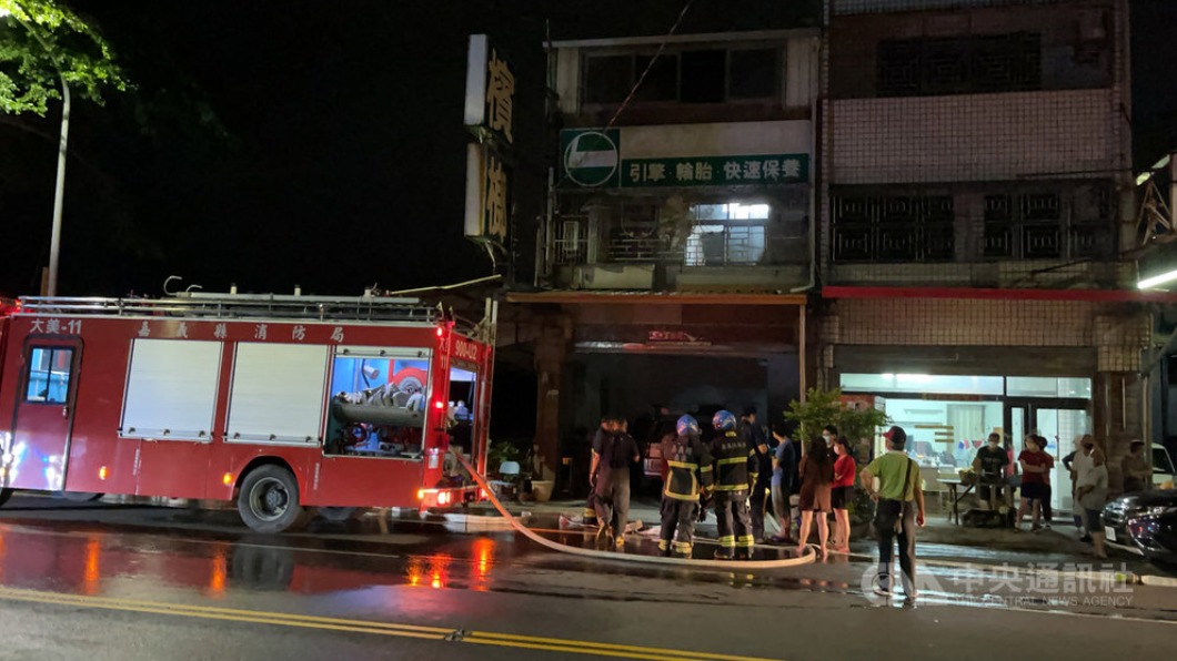 父子爭執涉縱火燒住處　嘉義縣消防助4人脫困