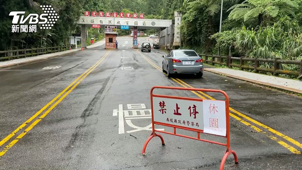 開放式的戶外風景區會加強巡查,確保民眾有遵守防疫措施。(圖片來源/ TVBS資料庫)