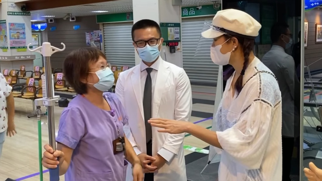 賈永婕見「求救者」哭了！哽咽致謝：病人有福氣
