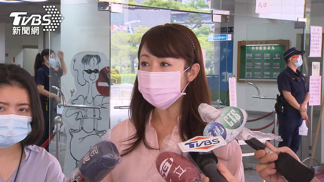 許淑華認為,只要愛運動,要怎麼穿搭,運動起來更舒適、更有機能性,那才是運動服的本質,不該被批評為暴露。(圖/TVBS資料畫面)
