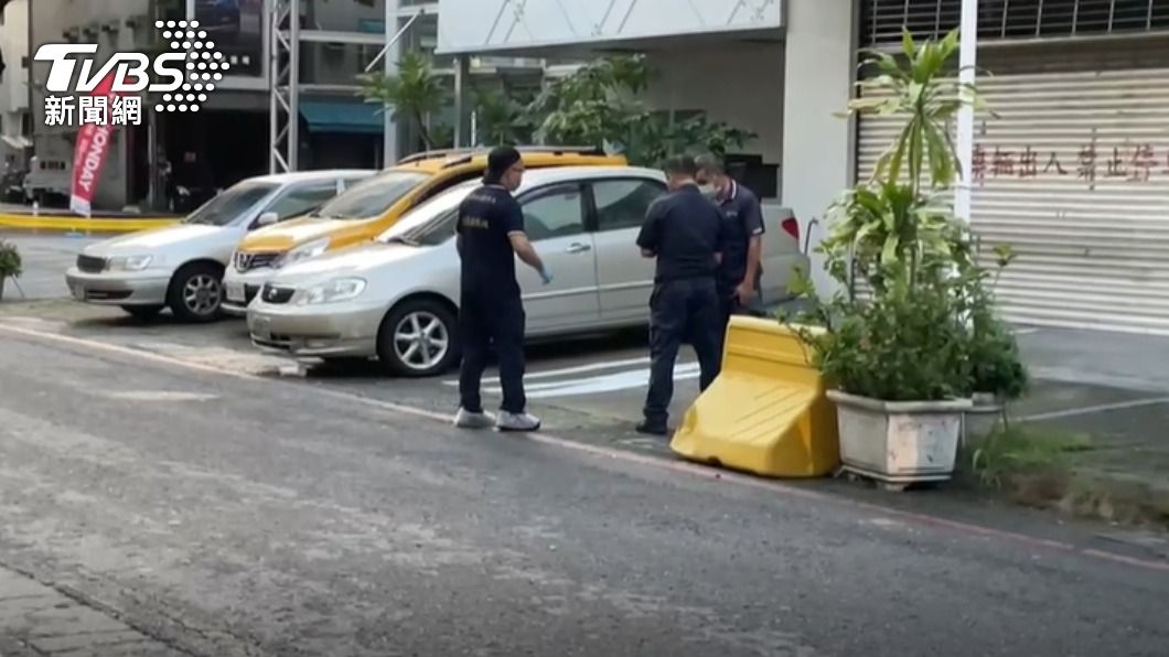 高雄家樂福旁傳命案 男遭衝撞後被亂棒圍毆亡