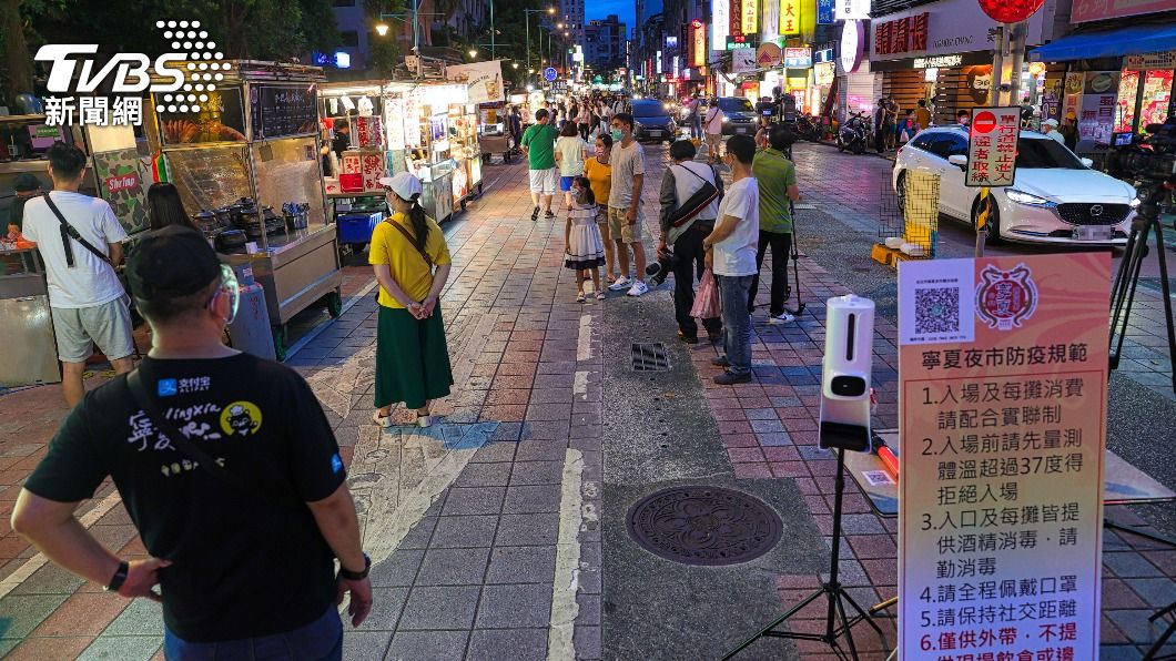 研擬餐飲、夜市管理指引 陳時中拚7/12開放