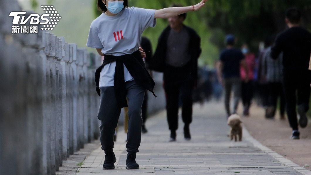 健康人戴口罩運動，不影響生理指標。（示意圖，非當事人／達志影像美聯社）