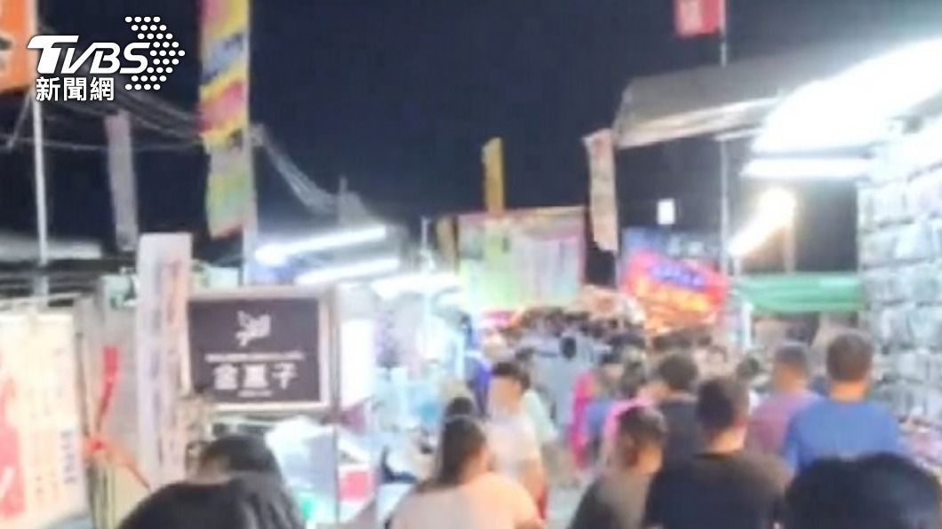 雲林首場微解封 東南夜市7/4只外帶嚴禁邊走邊吃