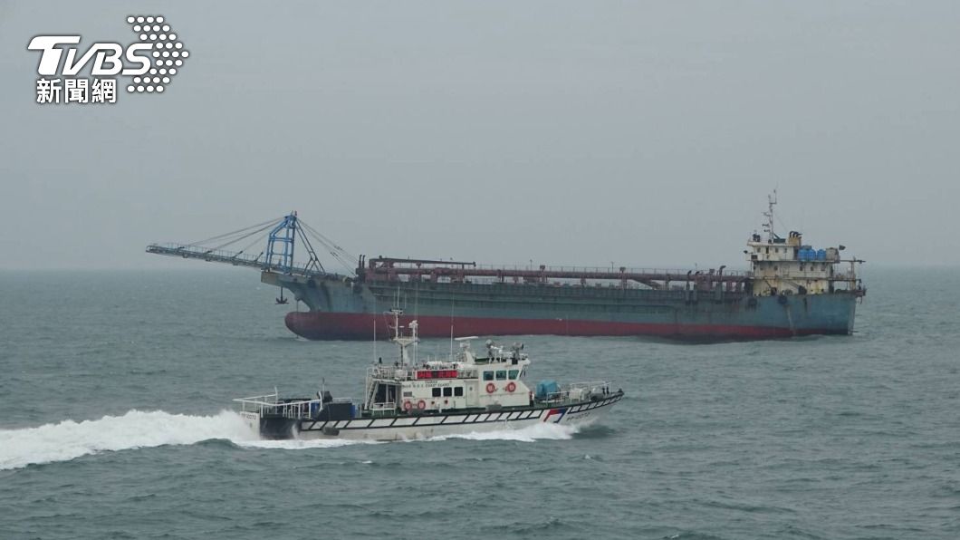 3000噸級宜蘭艦協力 共同防堵馬祖海域大陸抽砂船