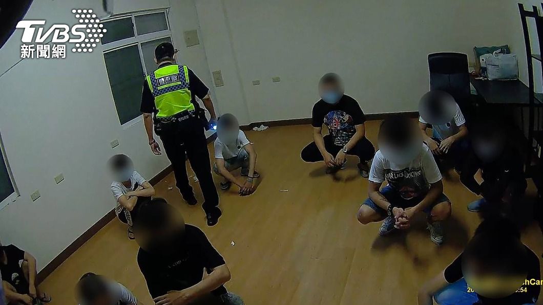高市警查獲12人群聚搬家 每人最高罰30萬元