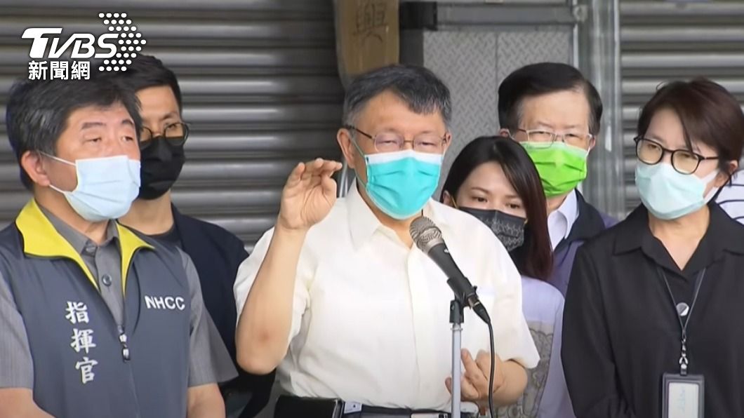 柯文哲分析目前環南市場與萬華之間的關係。(圖/TVBS)