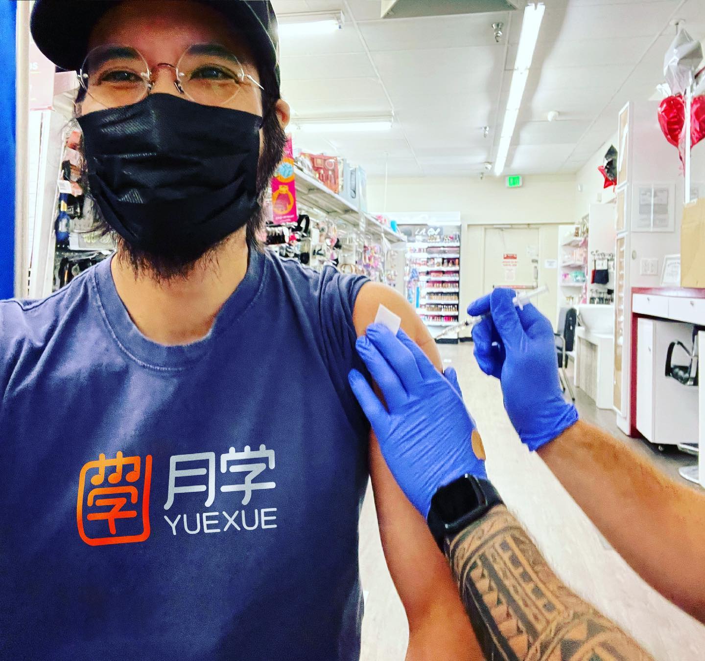  王力宏6月中在美國施打第一劑疫苗。（圖／翻攝自王力宏臉書）