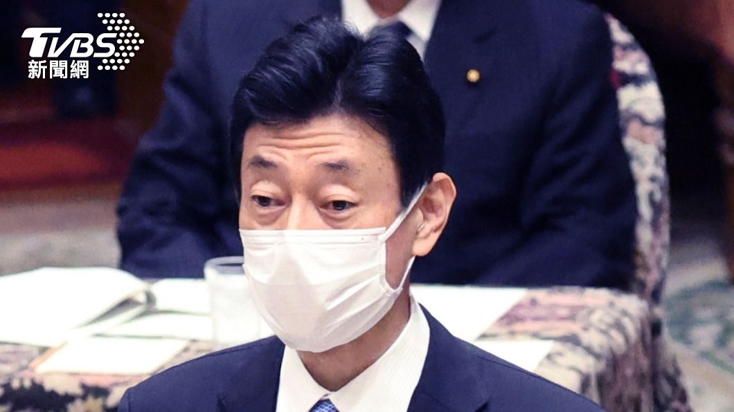 日本經濟再生擔當大臣西村康稔。(圖/達志影像美聯社)