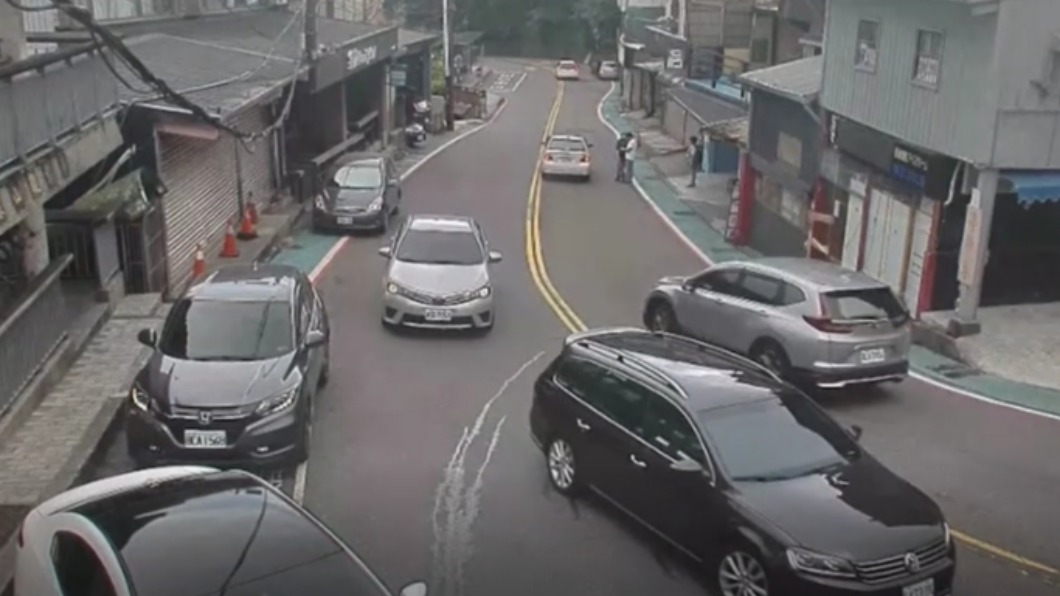 九份老街。(圖/翻攝自公路總局即時路況)