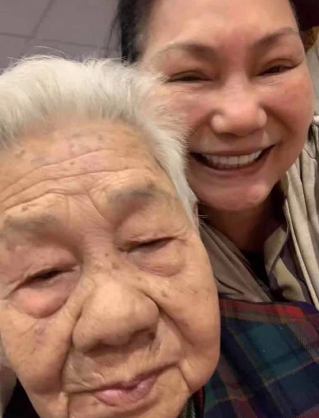 小S高齡92歲的阿嬤日前過世。(圖/翻攝自小S臉書)
