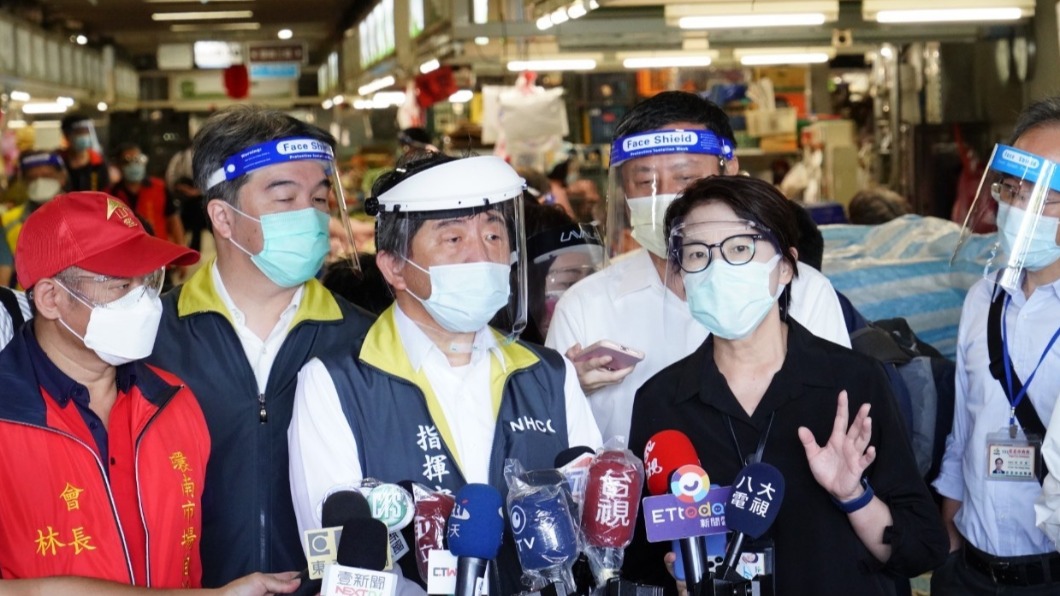 陳時中、黃珊珊視察環南復市。（圖／北市府提供）