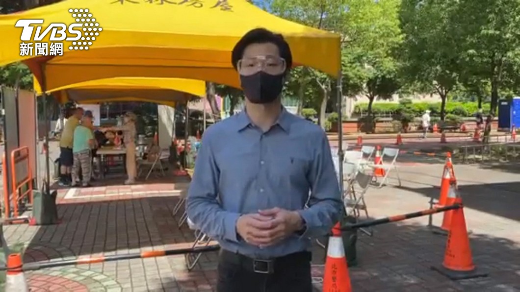 林昶佐爆粗口登美脫口秀 留言區「罷免vs.力挺」戰翻