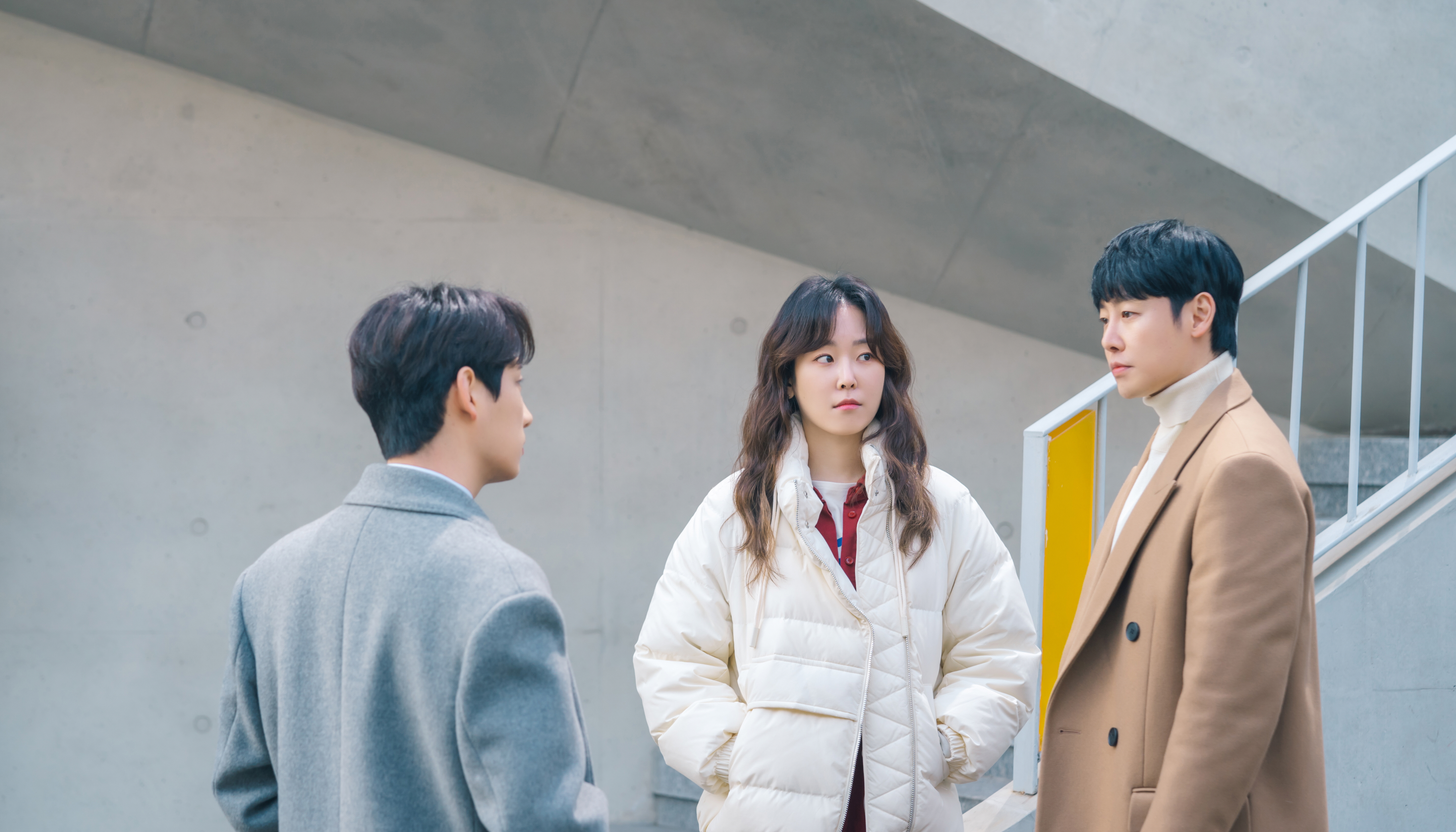 《你是我的春天》圍繞著尹博、徐玄振、金東旭三人。(圖/Netflix提供)