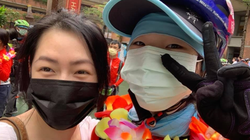 小S與大女兒合照。(圖/翻攝自小S徐熙娣臉書)