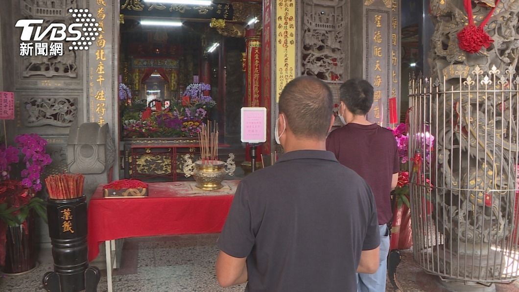 13日起微解封 白沙屯拱天宮維持禁入殿參拜