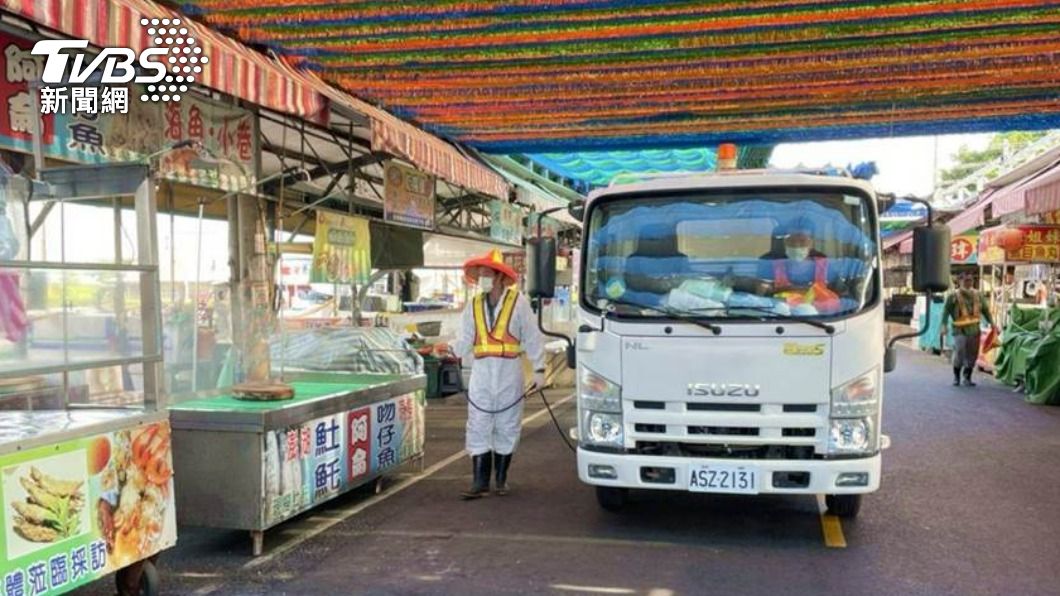 高雄興達港漁市即日起休市並全面清消。(圖/高雄市經發局提供)