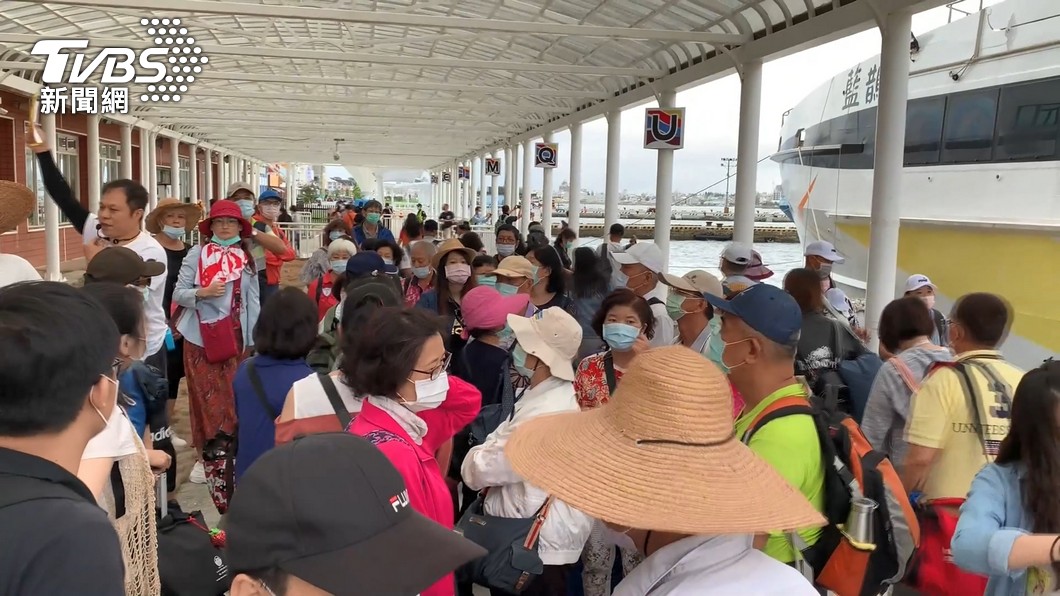 國旅微解封! 卡飲食「未鬆綁」業者:用餐需經過申請
