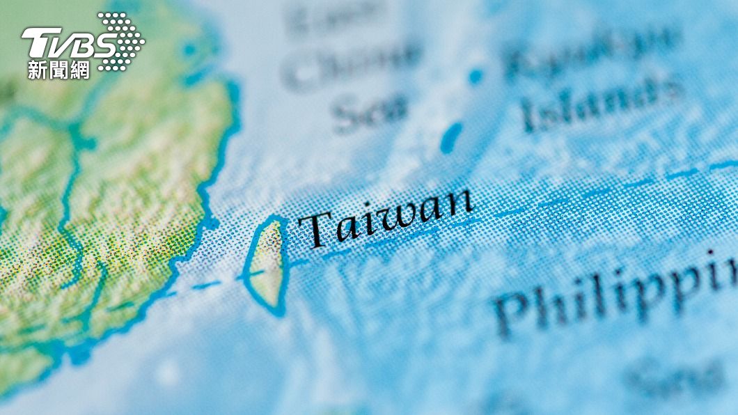 美國、加拿大軍艦通過台灣海峽 國防部:全程掌握海空動態