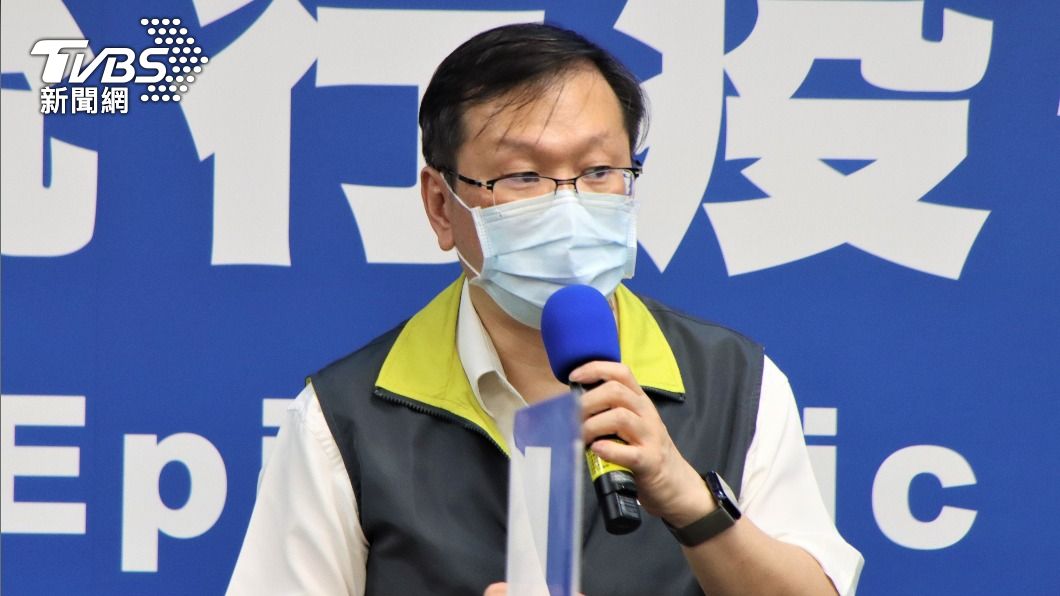 指揮中心發言人莊人祥說,外籍人士只要有居留證或健保卡,就可以視為國人上這個網站登記意願。(圖/指揮中心提供)