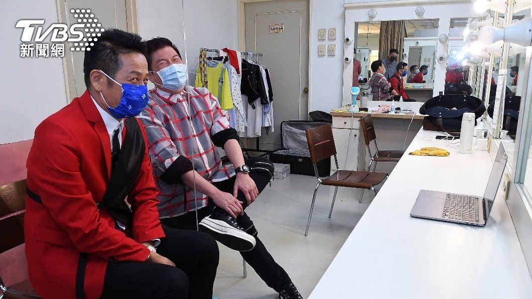 曾國城、徐乃麟接受線上訪談。 (圖/華視提供)