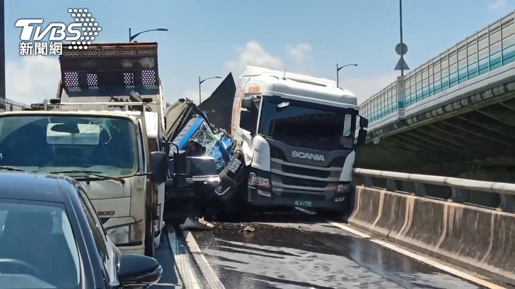 台64線7月曾發生砂石車追撞死亡車禍。(圖片來源/ TVBS)