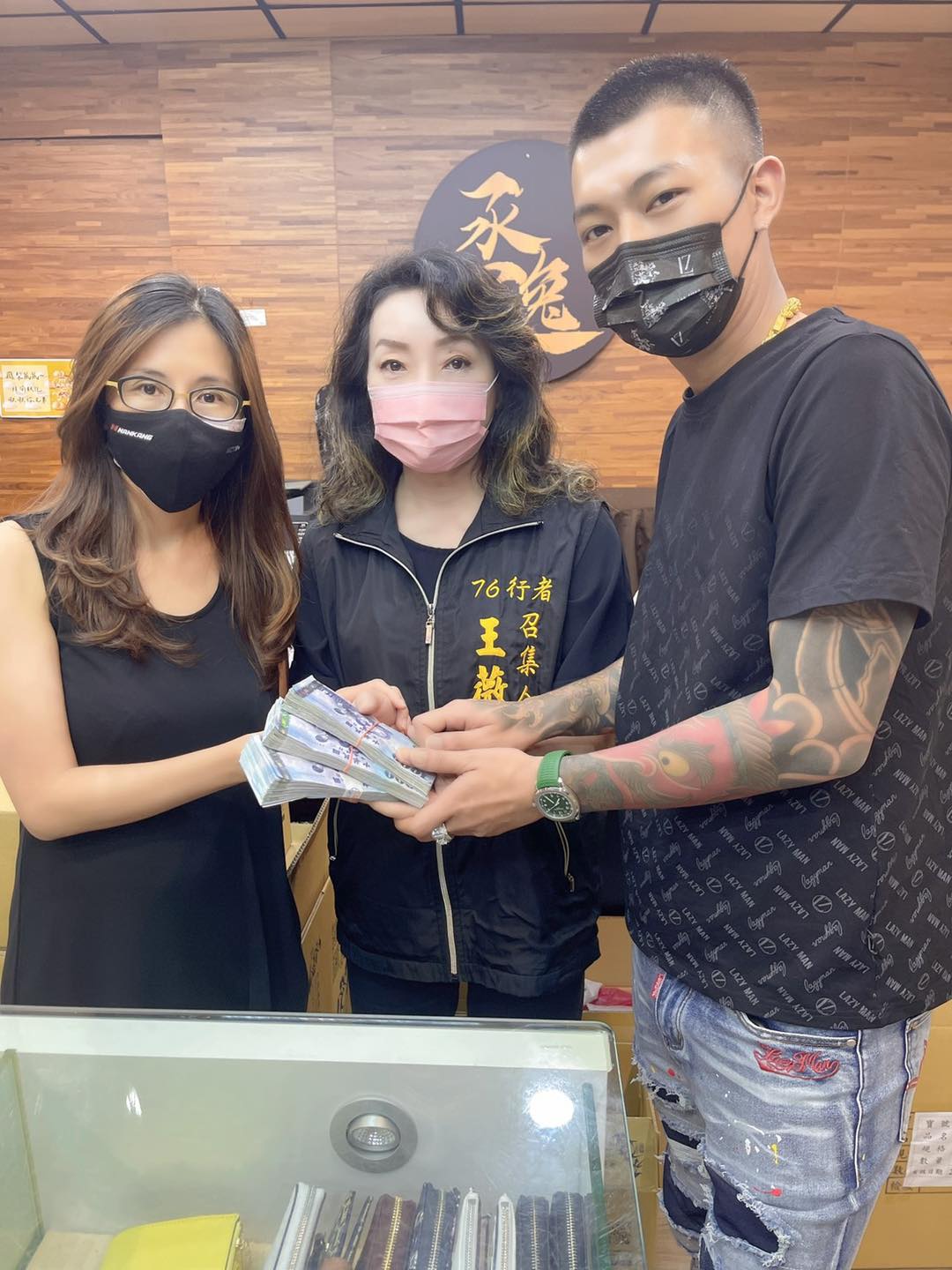 鳳梨將善款轉捐給柔道男童家屬。 （圖／翻攝自鳳梨臉書）