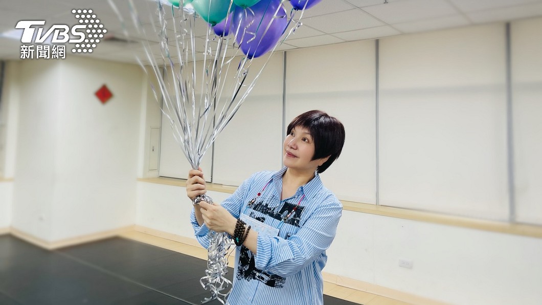 罕失控潰堤爆哭!57歲唐美雲「喊話撐住」盼度過難關