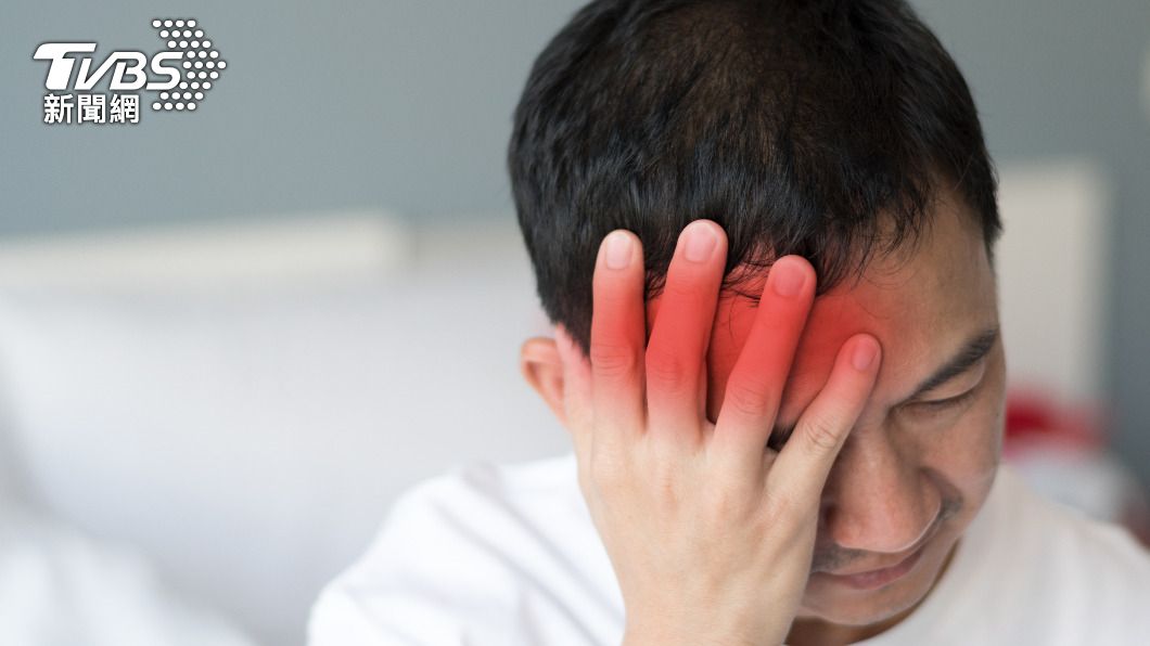 研究顯示COVID-19患者有較高的腦中風風險。（示意圖／shutterstock達志影像）