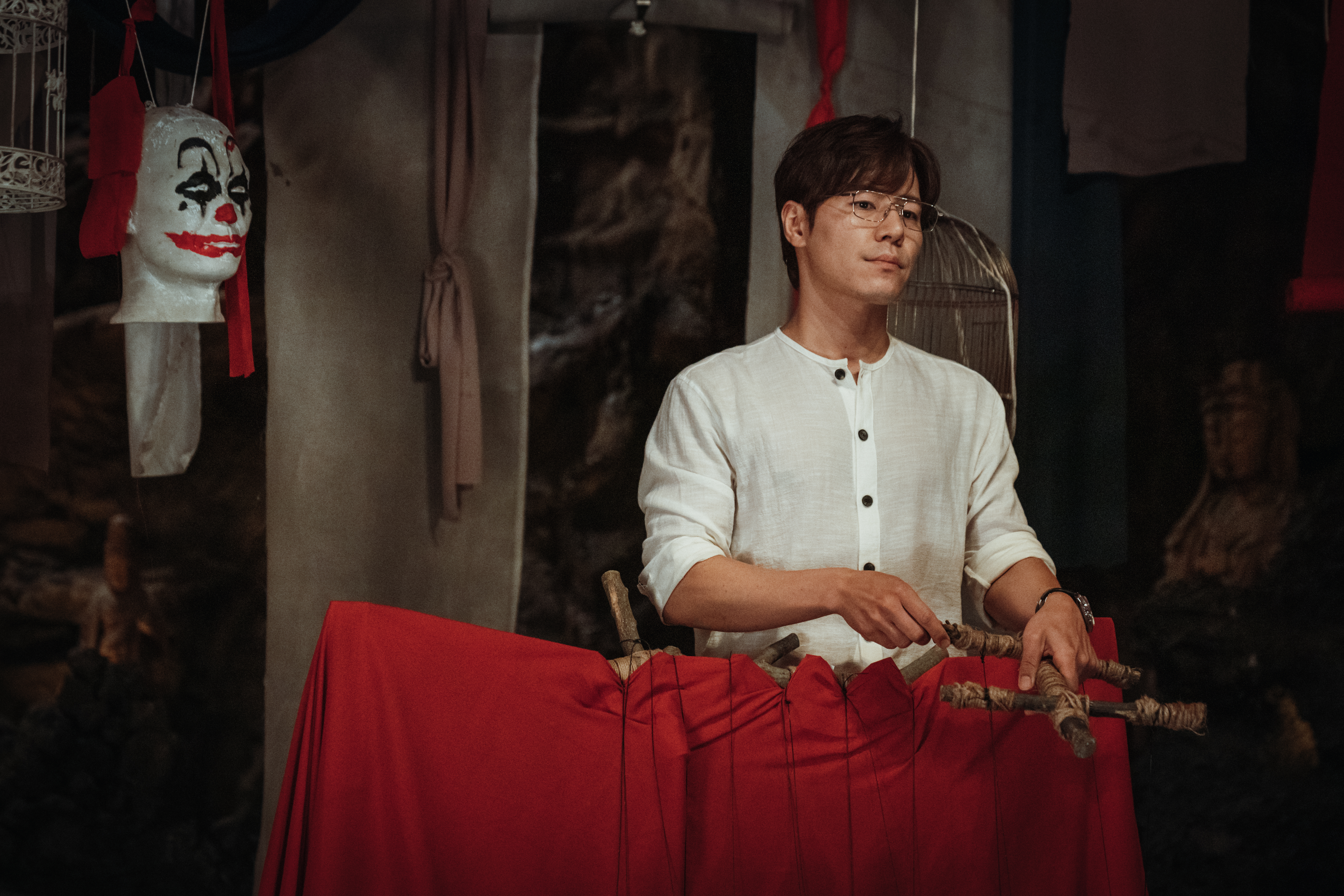 本季大魔王「雜耍人」李奎炯終於現身。(圖/friDay影音提供)