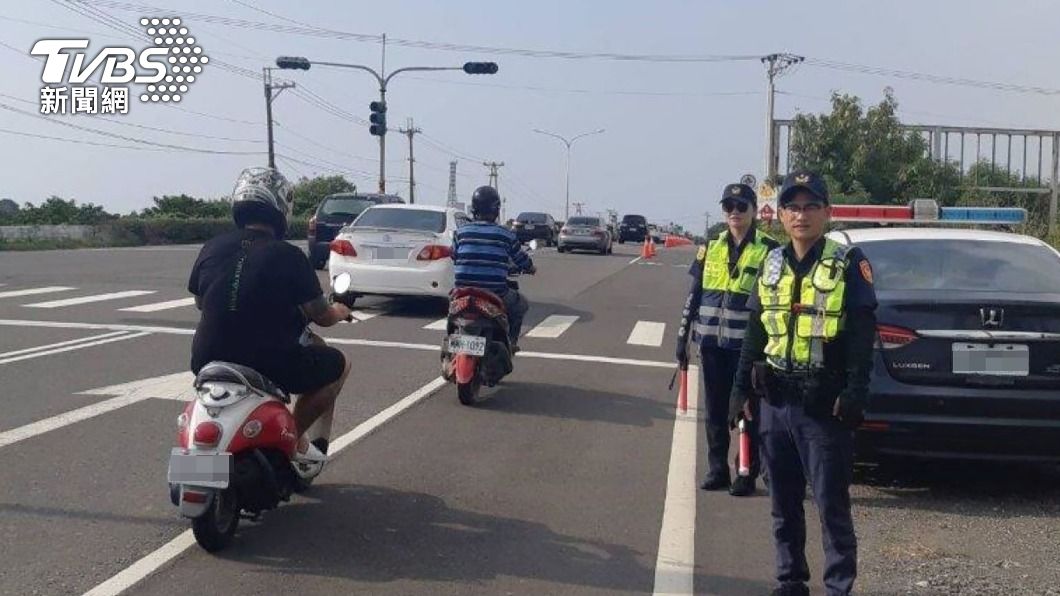 微解封首假日估湧遊客 屏警規劃往墾丁台東交通疏導