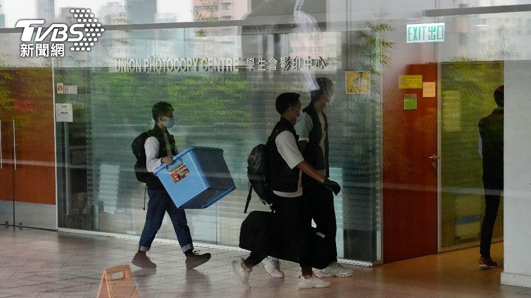 港警搜查港大學生會 疑涉七一刺警案