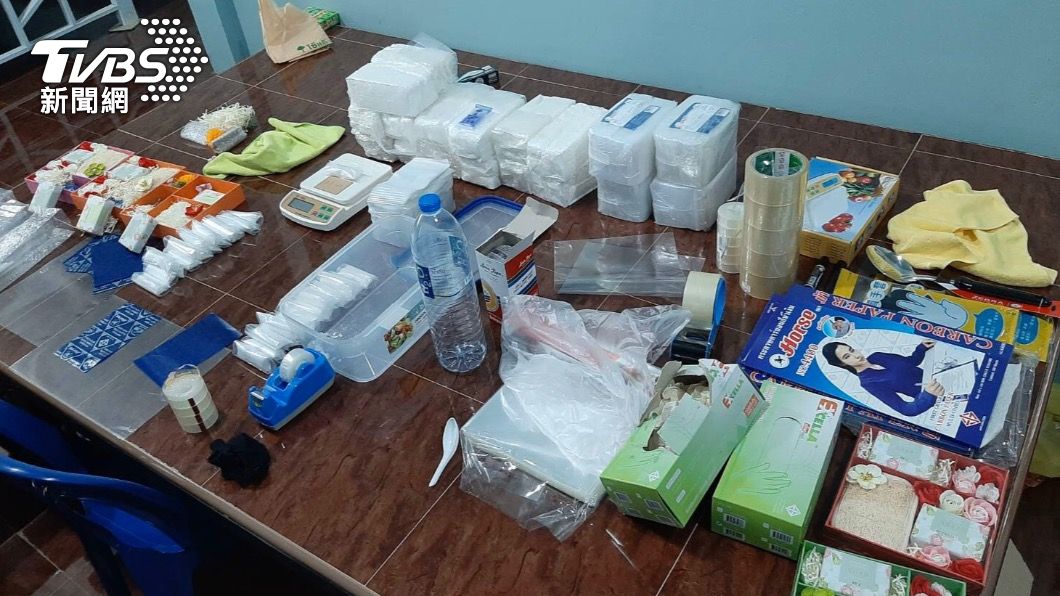 徐男分裝毒品工具。(圖/警方提供)