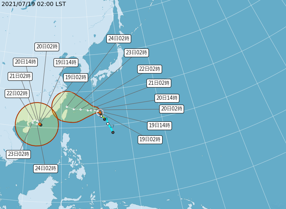廣西海面的熱帶性低氣壓可能在明日增強為颱風「查帕卡」。(圖/中央氣象局)