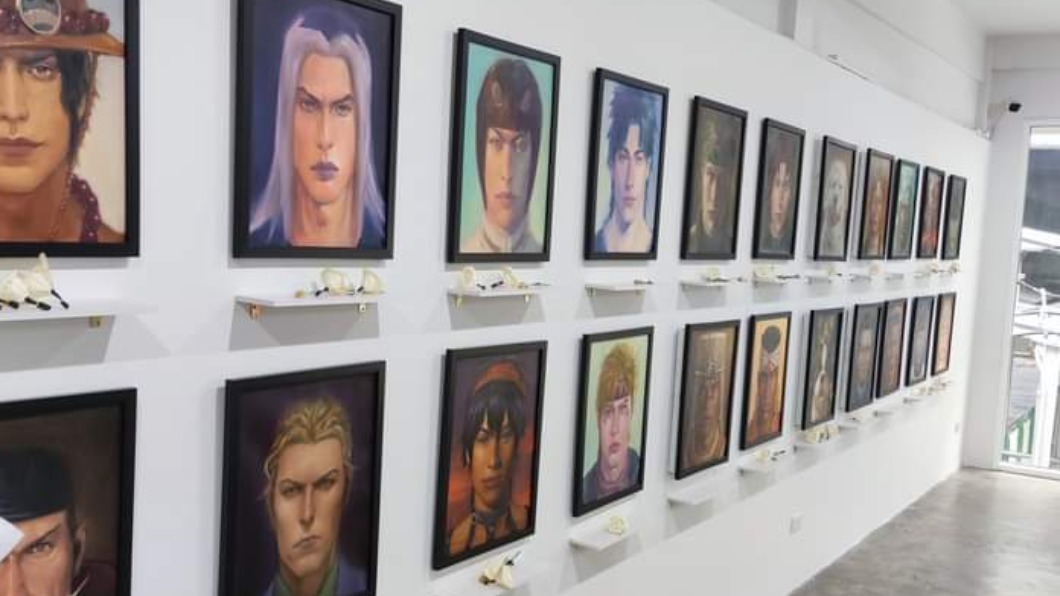 泰國奇特畫展!悼念死去動漫角色 粉絲獻花、端供品祭拜