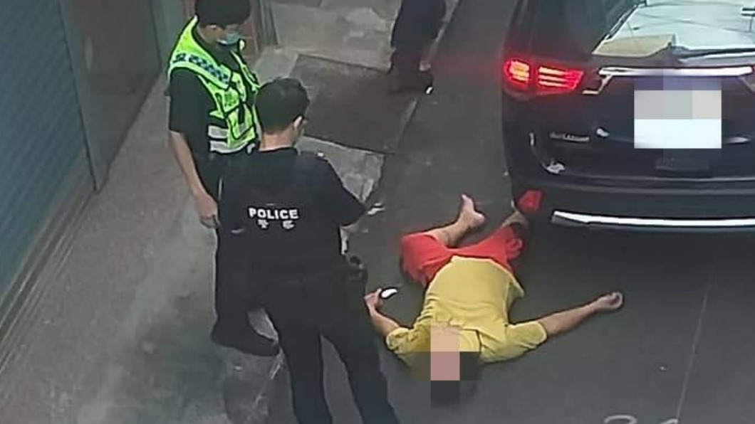 逆孫酒後想揍96歲阿嬤 警察來了他竟躺地裝死