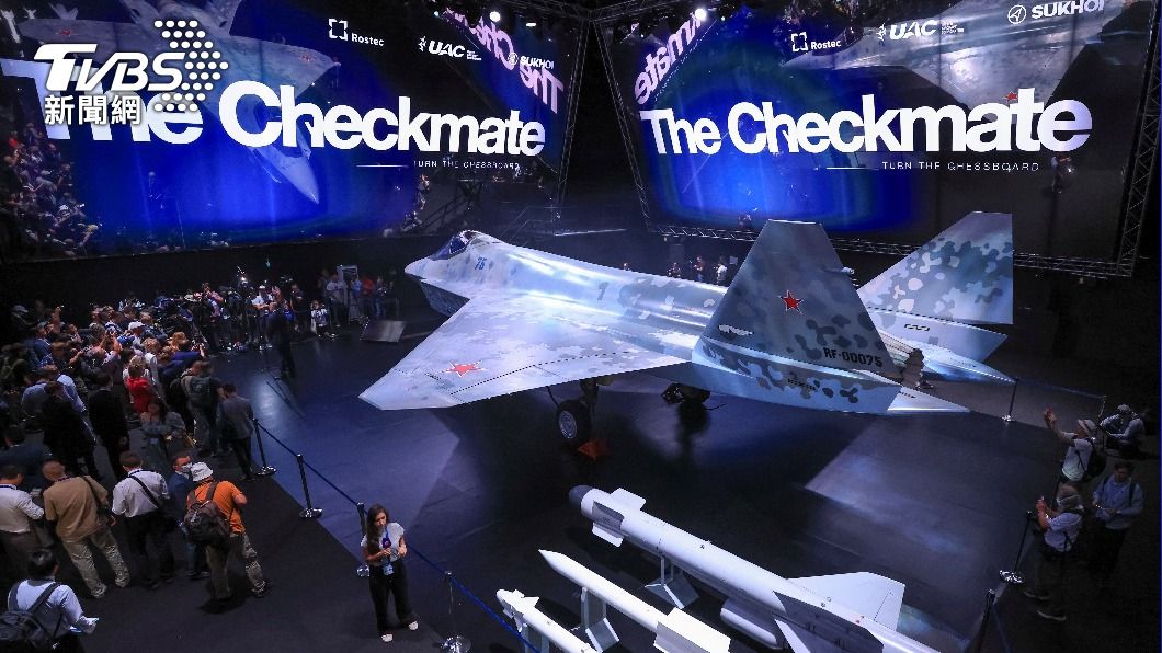 與美F-35較勁 俄羅斯展示第5代蘇愷戰機