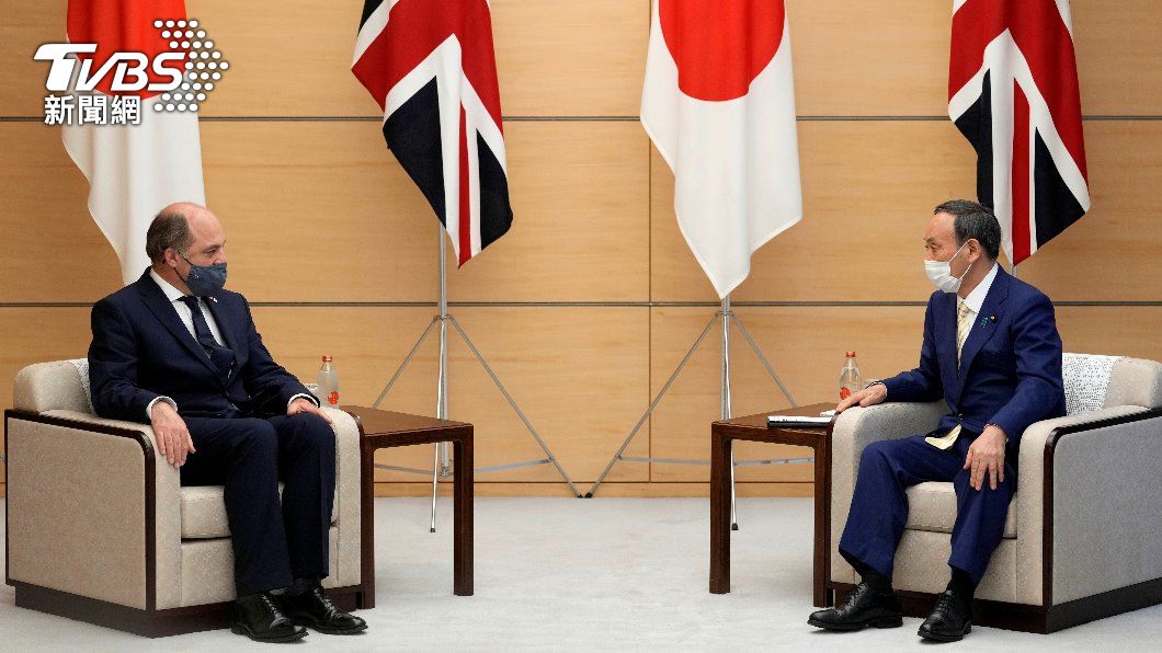 英國防大臣訪日 宣布兩艘軍艦永久部署亞洲