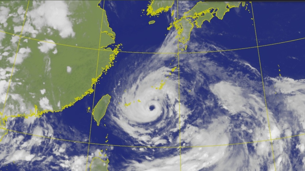 烟花颱風衛星雲圖。(圖/氣象局提供)