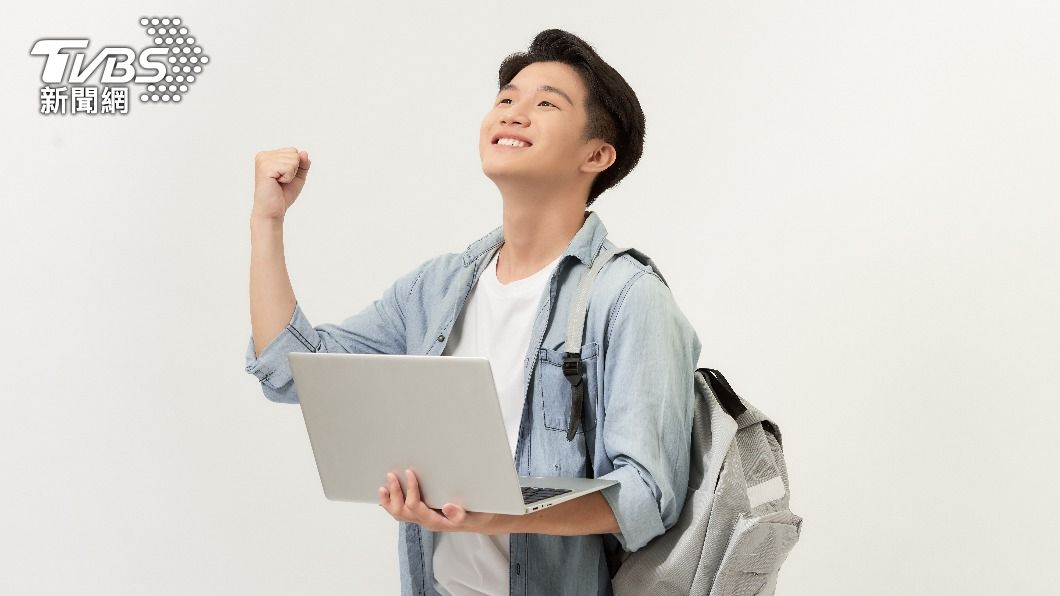 參與實習機會及企業產學合作,以增加學生的職場競爭力。(示意圖/shutterstock達志影像)