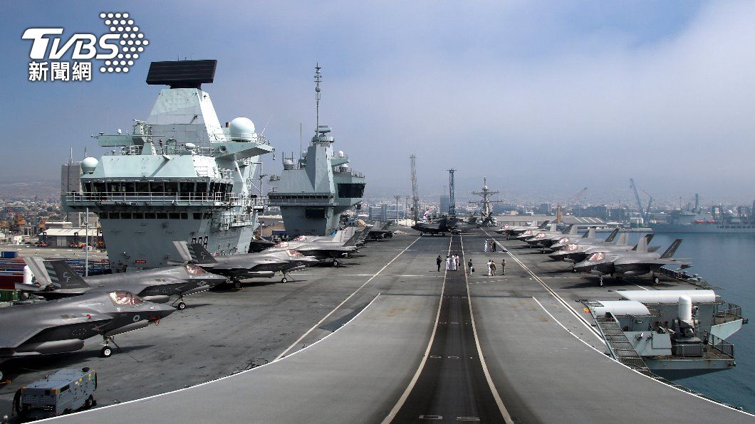 劍指中國! 英航母聯合印度海軍展開演習