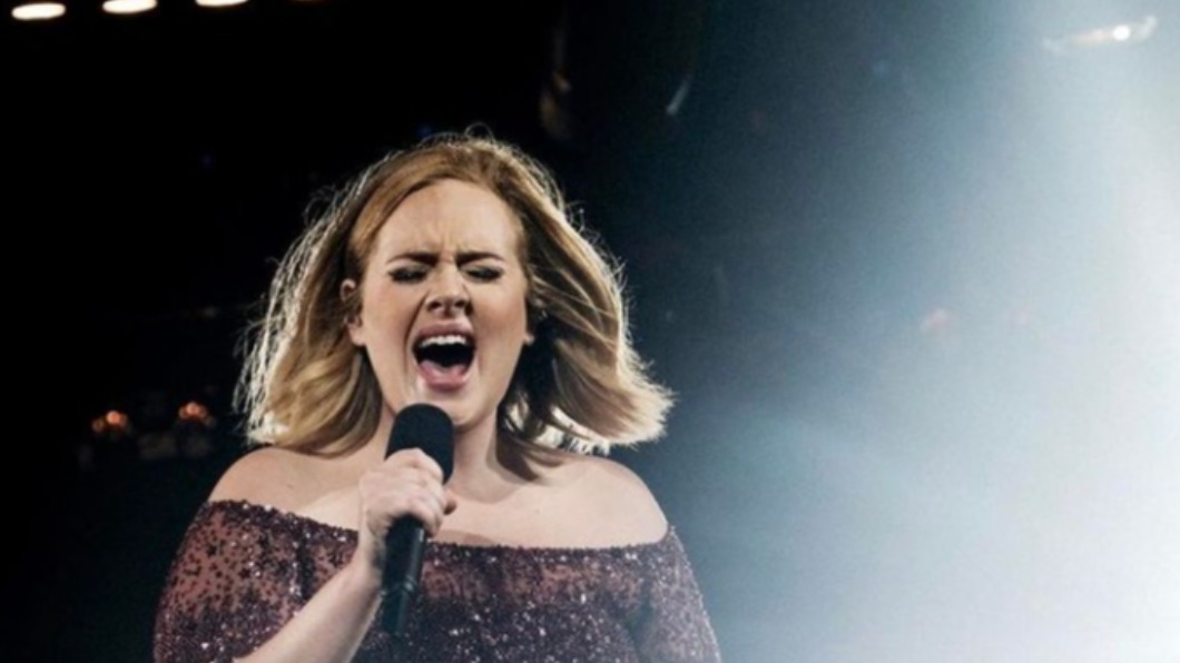 英國知名歌手愛黛兒。(圖/翻攝自adele IG)