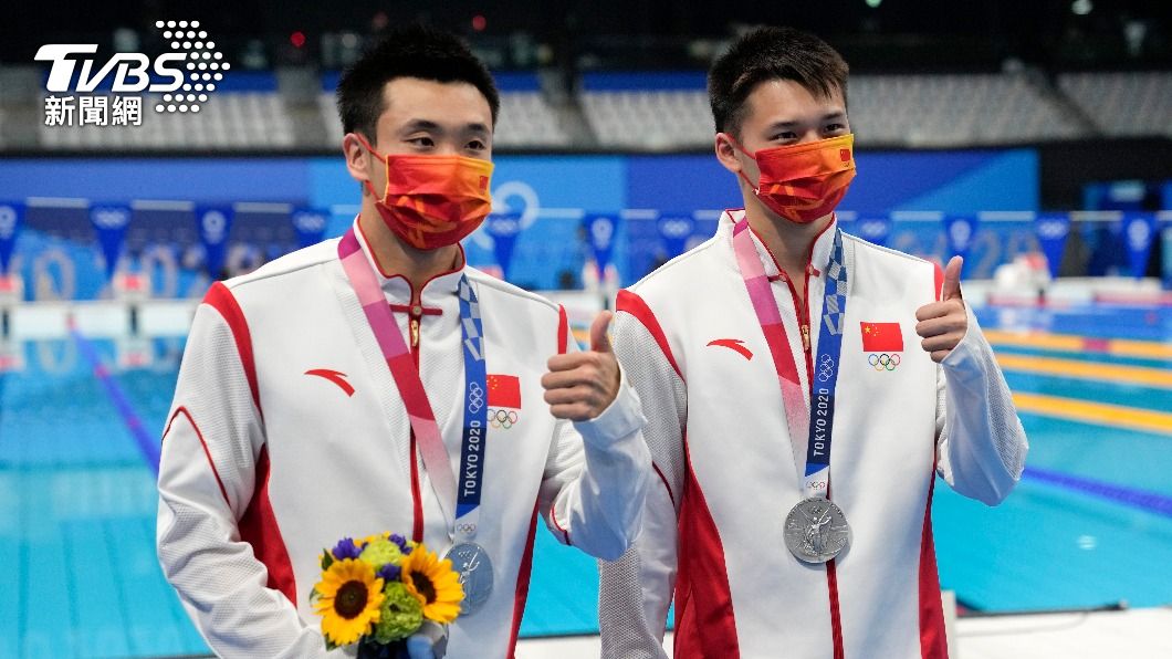 男子組的曹缘、陳艾森拿下銀牌，衛冕失敗。（圖／達志影像美聯社）