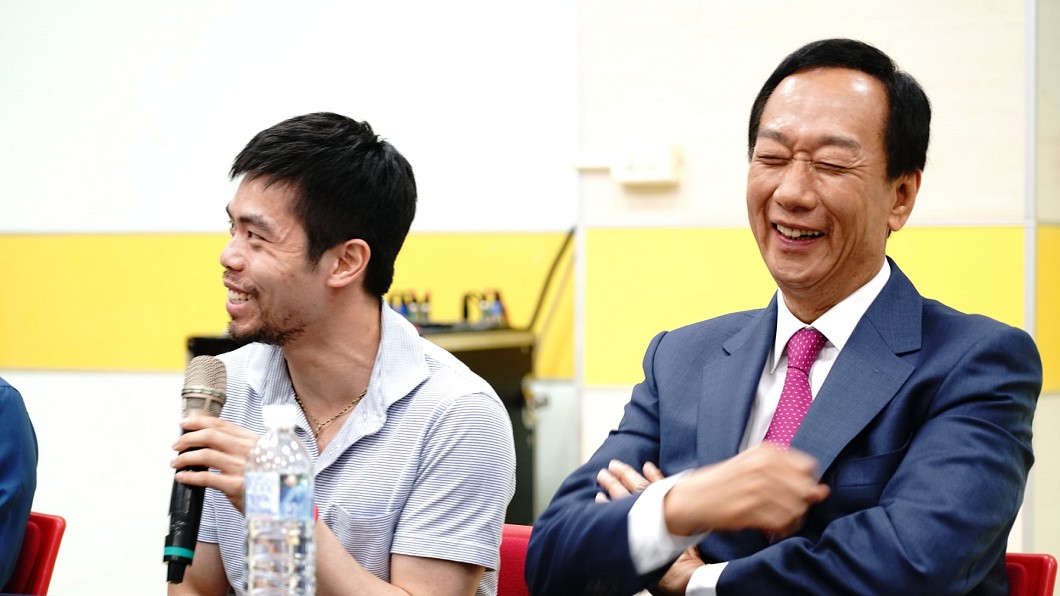 圖/翻攝自郭台銘臉書