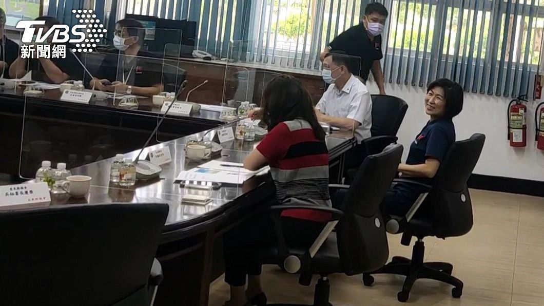 未戴口罩遭罰3千 饒慶鈴道歉會立刻繳清