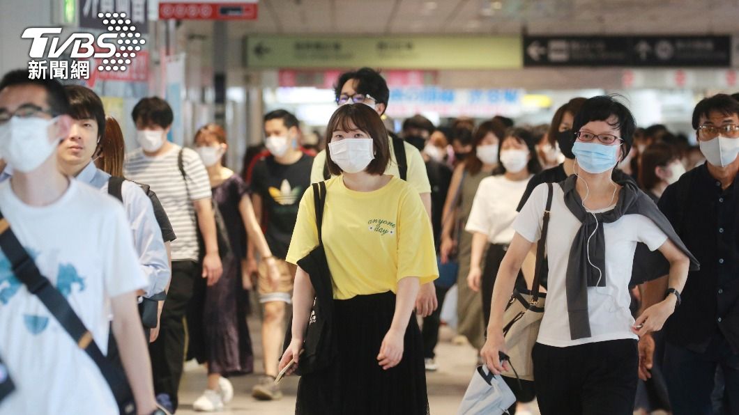 日本呼籲避免外出、返鄉。(圖/達志影像美聯社)
